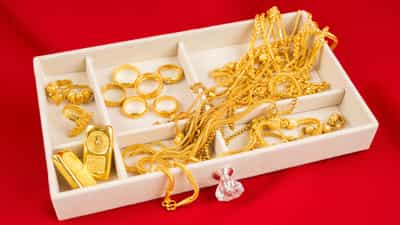 Bengaluru Airport: ബാഗ് തുറന്ന് 790 ഗ്രാം സ്വര്‍ണാഭരണങ്ങള്‍ കവര്‍ന്നു; ബെംഗളൂരു വിമാനത്താവളത്തിനെതിരെ പരാതി