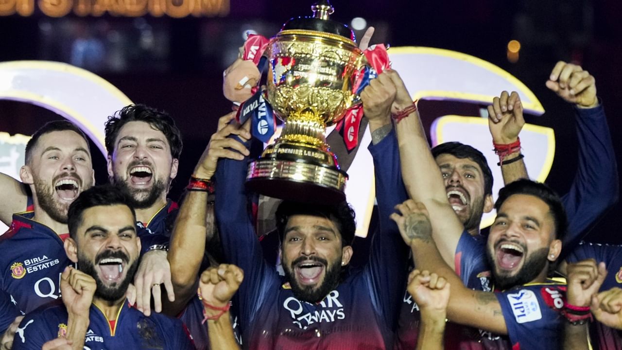 2023ല്‍ ദുബായിലും, 2024ല്‍ ജിദ്ദയിലും താരലേലം നടന്നിരുന്നു. ഇത്തവണ മിനി ലേലമാകും നടക്കുന്നത്. ആദ്യം ഡിസംബര്‍ 14 ആണ് ലേലത്തീയതിയായി നിശ്ചയിച്ചിരുന്നത് (Image Credits: PTI)