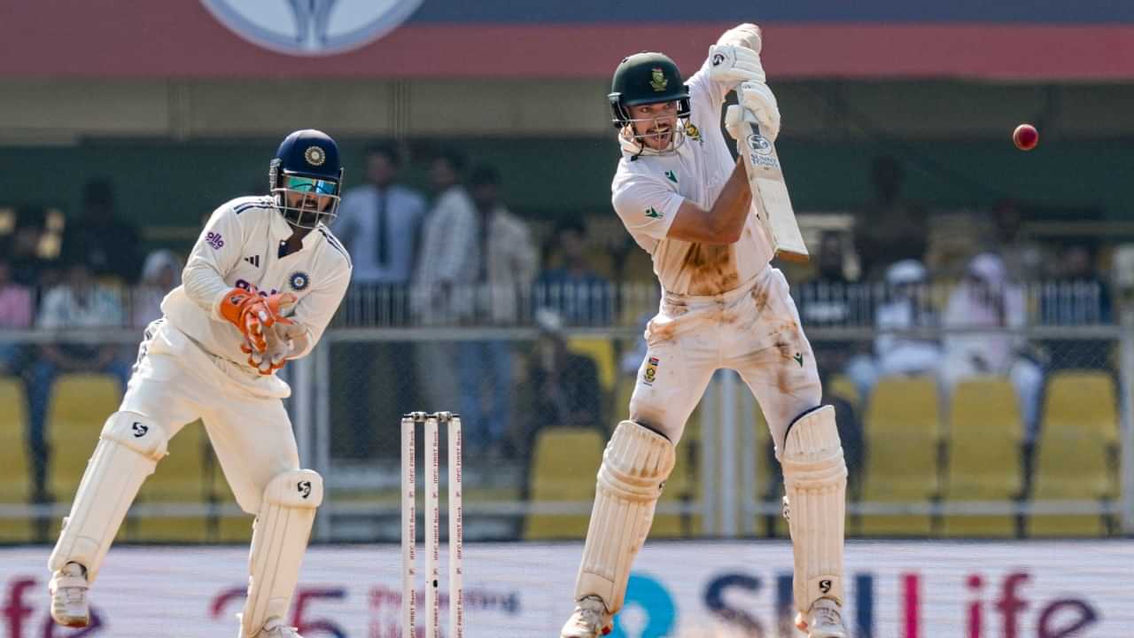 India vs South Africa: ഒരുപാടൊന്നുമില്ല; ദക്ഷിണാഫ്രിക്കക്കെതിരെ ഇന്ത്യയുടെ വിജയലക്ഷ്യം 548 റൺസ് India vs South Africa: ഒരുപാടൊന്നുമില്ല; ദക്ഷിണാഫ്രിക്കക്കെതിരെ ഇന്ത്യയുടെ വിജയലക്ഷ്യം 548 റൺസ്