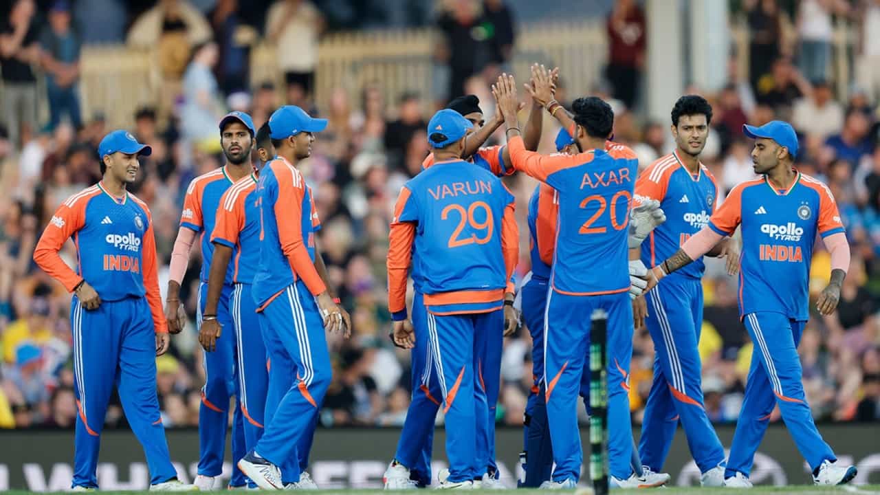 India vs Australia: ഡേവിഡിന്റെയും, സ്റ്റോയിനിസിന്റെയും സര്‍വ സംഹാരം; ഓസീസിന് മികച്ച സ്‌കോര്‍