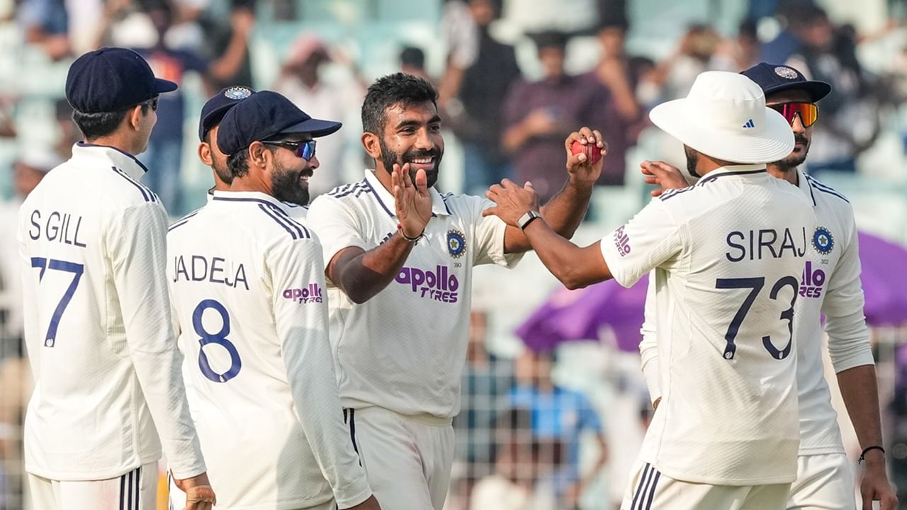 ഇന്ത്യന്‍ നിരയില്‍ രണ്ട് മാറ്റങ്ങളുണ്ട്. പരിക്കേറ്റ ശുഭ്മാന്‍ ഗില്ലിന് പകരം സായ് സുദര്‍ശനും, അക്‌സര്‍ പട്ടേലിന് പകരം നിതീഷ് കുമാര്‍ റെഡ്ഡിയും കളിക്കും. ഋഷഭ് പന്താണ് ക്യാപ്റ്റന്‍  (Image Credits: PTI)