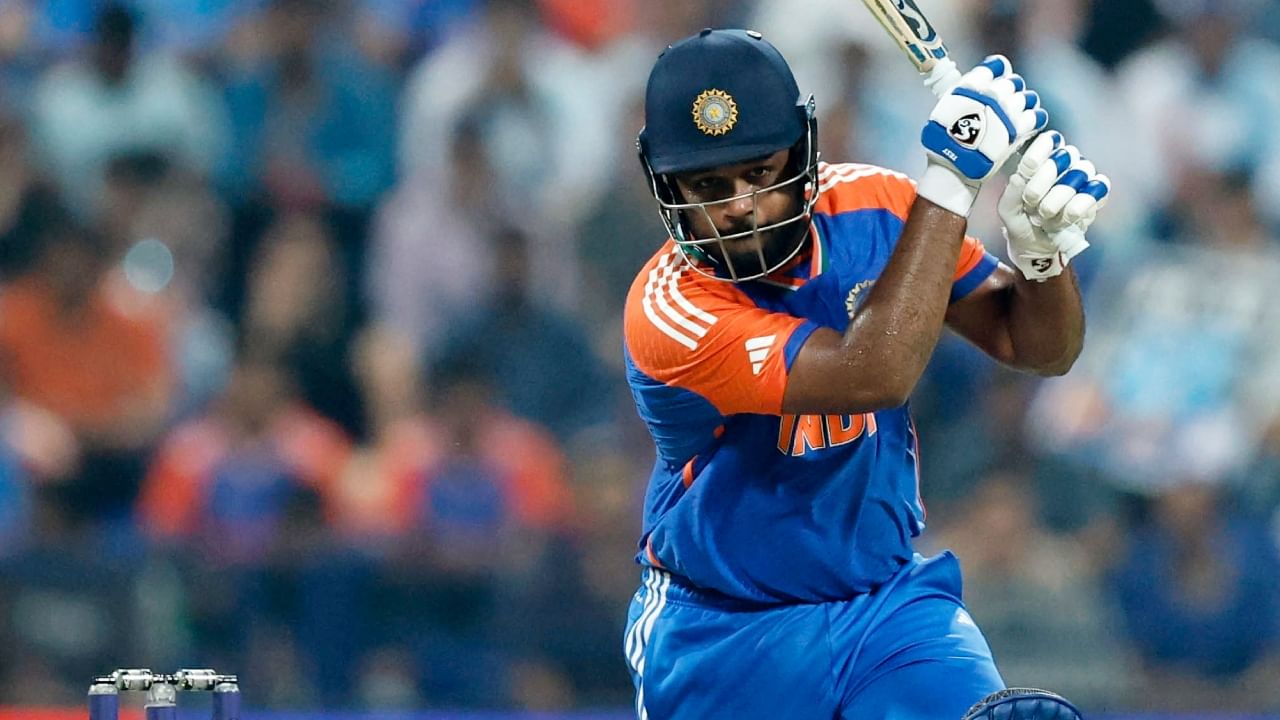 Sanju Samson: സഞ്ജുവിനെ ഏകദിനത്തിൽ പരിഗണിക്കാത്തത് തെറ്റ്; വിമർശനവുമായി മുൻ താരങ്ങൾ