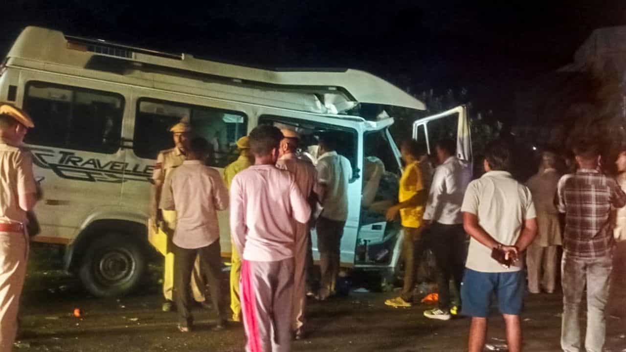 Jodhpur Accident: ക്ഷേത്രദർശനം കഴിഞ്ഞ് മടങ്ങവെ ട്രാവലർ ട്രക്കിൽ ഇടിച്ചു അപകടം; 15 മരണം, സംഭവം രാജസ്ഥാനിൽ