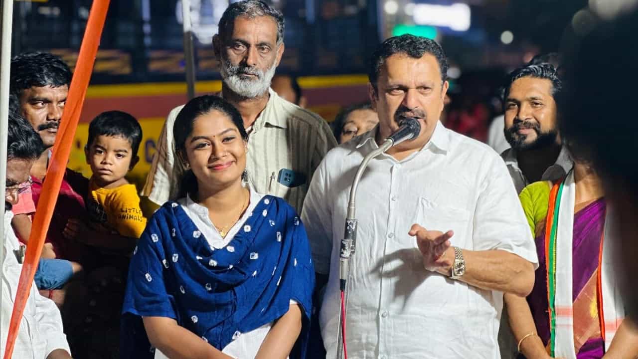 Vyshna Suresh: വൈഷ്ണയെ പുറത്താക്കാനുള്ള ഗൂഢാലോചന ആര്യാ രാജേന്ദ്രൻ്റെ നേതൃത്വത്തിൽ; സിപിഎമ്മിന് തിരിച്ചടിയെന്ന് കെ മുരളീധരൻ