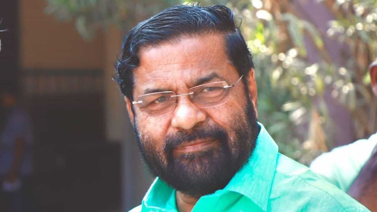 Sabarimala Gold Theft Case: ശബരിമല സ്വർണക്കൊള്ള കേസിൽ നിർണായക നീക്കവുമായി എസ്ഐടി; മുൻ ദേവസ്വം മന്ത്രി കടകംപള്ളി സുരേന്ദ്രനെ ചോദ്യം ചെയ്തു