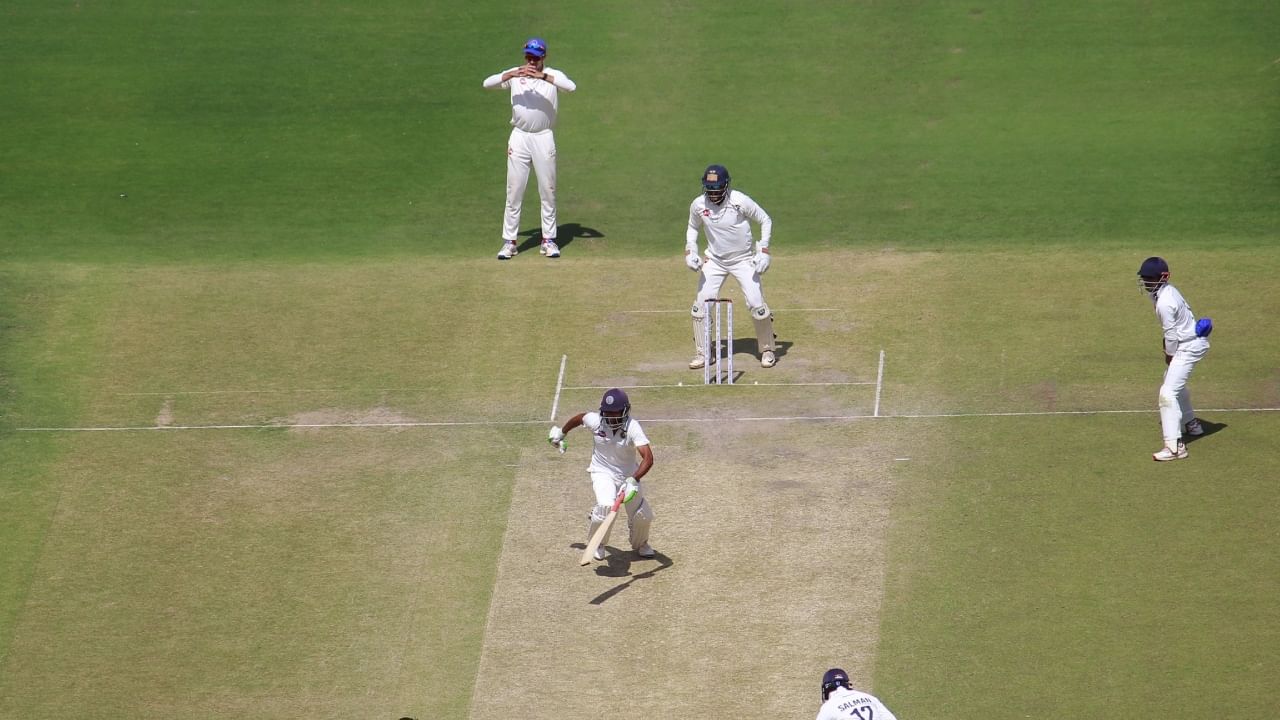 Ranji Trophy 2025: സഞ്ജു ഇല്ല, ജലജിന് പകരക്കാരനെ കണ്ടെത്തിയില്ല, സൽമാൻ നിസാർ കളിക്കുന്നുമില്ല; രഞ്ജിയിൽ കിതച്ച് കേരളം