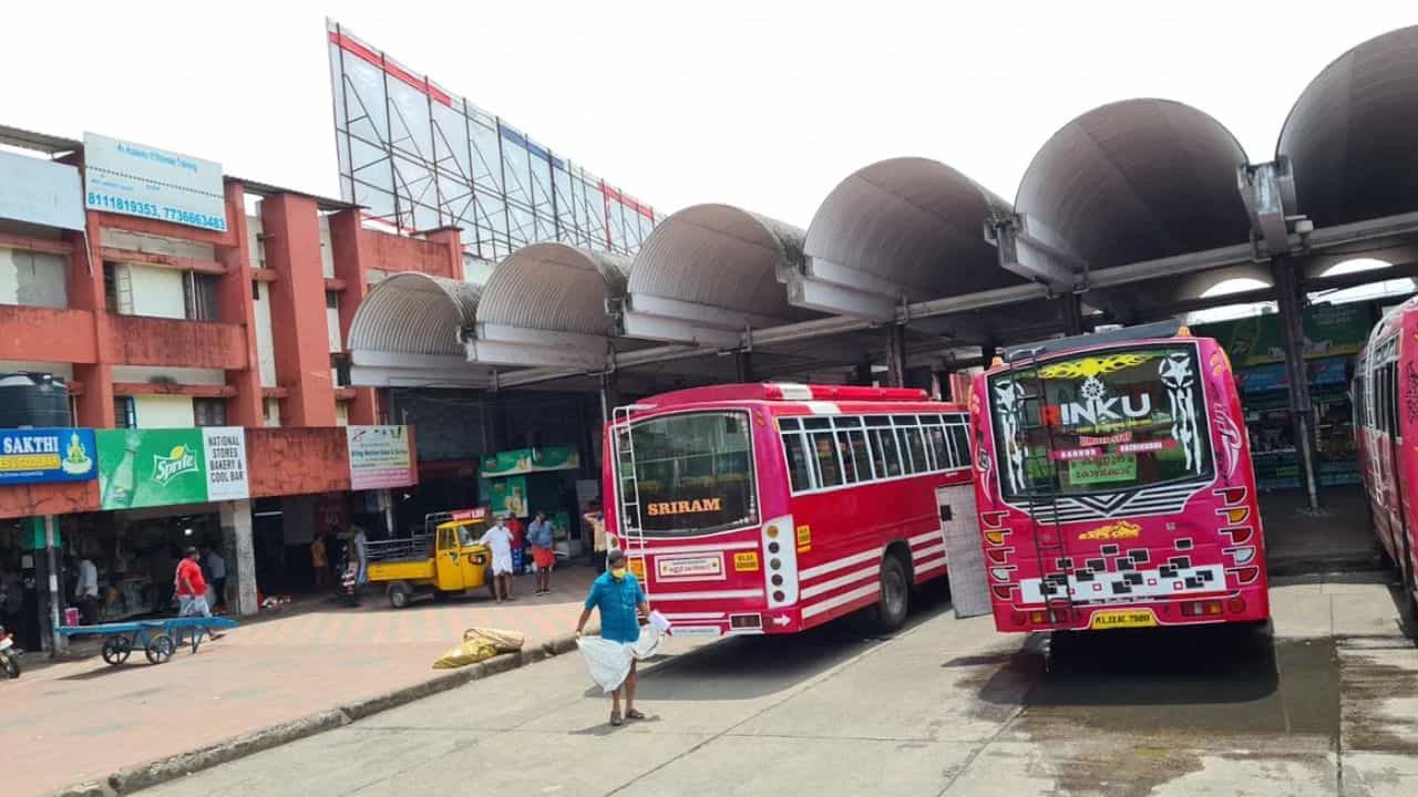 Kozhikode Traffic Restrictions: കോഴിക്കോട്ടുകാര്‍ ശ്രദ്ധിക്കൂ; പട്ടാള പള്ളി-ടൗണ്‍ഹാള്‍ റോഡ് അടച്ചു