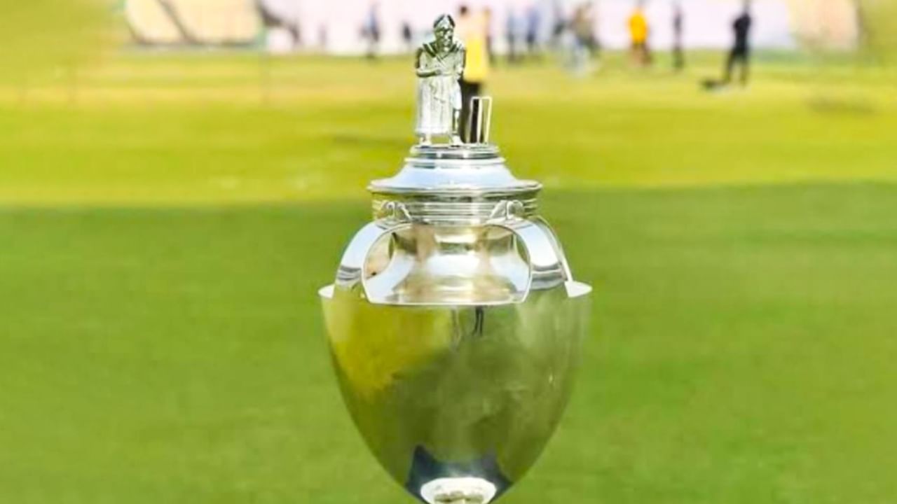 Ranji Trophy 2025: ഇന്നിംഗ്സ് ജയത്തിൽ കണ്ണുനട്ട് കേരളം; സമനിലയ്ക്ക് പൊരുതി മധ്യപ്രദേശ്