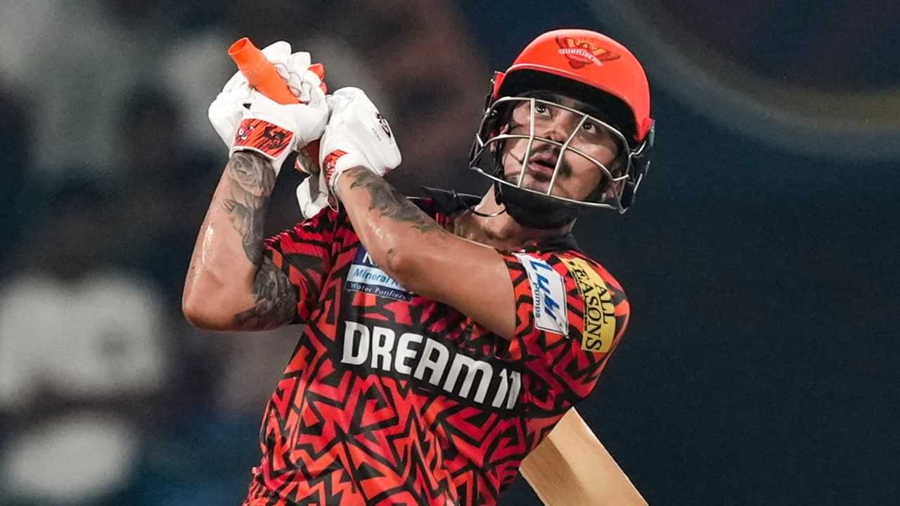 IPL 2026 Trade Deal: ഇഷാൻ കിഷൻ സൺറൈസേഴ്സ് വിടണം; മുംബൈയിലെത്തി ഓപ്പൺ ചെയ്യണമെന്ന് മുൻ താരം IPL 2026 Trade Deal: ഇഷാൻ കിഷൻ സൺറൈസേഴ്സ് വിടണം; മുംബൈയിലെത്തി ഓപ്പൺ ചെയ്യണമെന്ന് മുൻ താരം