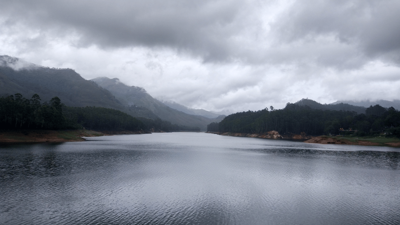 Mullaperiyar Dam: മുല്ലപ്പെരിയാർ അണക്കെട്ടിൽ ജലനിരപ്പ് 140 അടിയെത്തി; കേരളത്തിന് മുന്നറിയിപ്പുമായി തമിഴ്നാട്