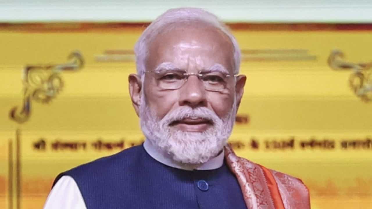PM Modi: മൻ കി ബാത്തിന്റെ 128-ാമത് എപ്പിസോഡ്, മോദിയുടെ വാക്കുകള്‍ക്ക് കാതോര്‍ത്ത് രാജ്യം
