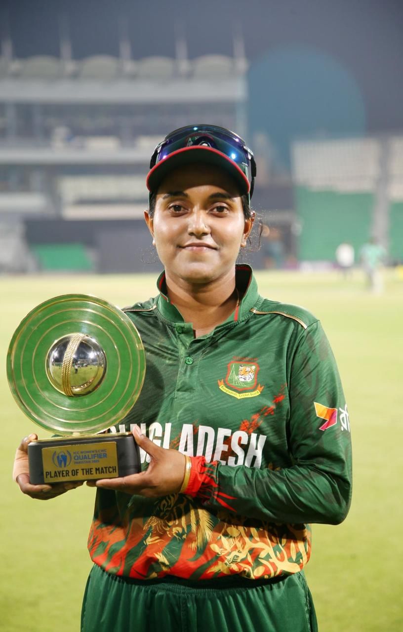 "ഞാനെന്തിന് മറ്റുള്ളവരെ ഉപദ്രവിക്കുന്നത്? ആരെങ്കിലും എന്തെങ്കിലും പറഞ്ഞതാണോ കാര്യം. നിങ്ങൾക്ക് മറ്റ് താരങ്ങളോട് ചോദിക്കാം. ഞാൻ എപ്പോഴെങ്കിലും അത്തരത്തിൽ എന്തെങ്കിലും ചെയ്തിട്ടുണ്ടോ എന്ന് നിങ്ങൾക്ക് അന്വേഷിക്കാം."- ജോട്ടി പ്രതികരിച്ചു.