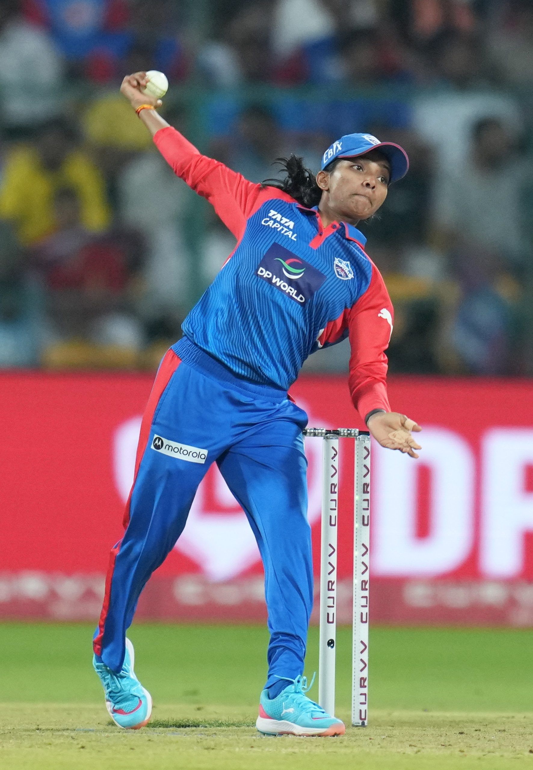 മിന്നു മണി (ഡൽഹി ക്യാപിറ്റൽസ്), എസ് സജന (മുംബൈ ഇന്ത്യൻസ്), ആശ ശോഭന, ജോഷിത വിജെ (റോയൽ ചലഞ്ചേഴ്സ് ബെംഗളൂരു എന്നീ താരങ്ങൾ റിട്ടൻഷൻ പട്ടികയിൽ ഉൾപ്പെട്ടില്ല. ഈ മാസം 26നും 29നും ഇടയിലാണ് വനിതാ പ്രീമിയർ ലീഗ് മെഗാ ലേലം തീരുമാനിച്ചിരിക്കുന്നത്. 
