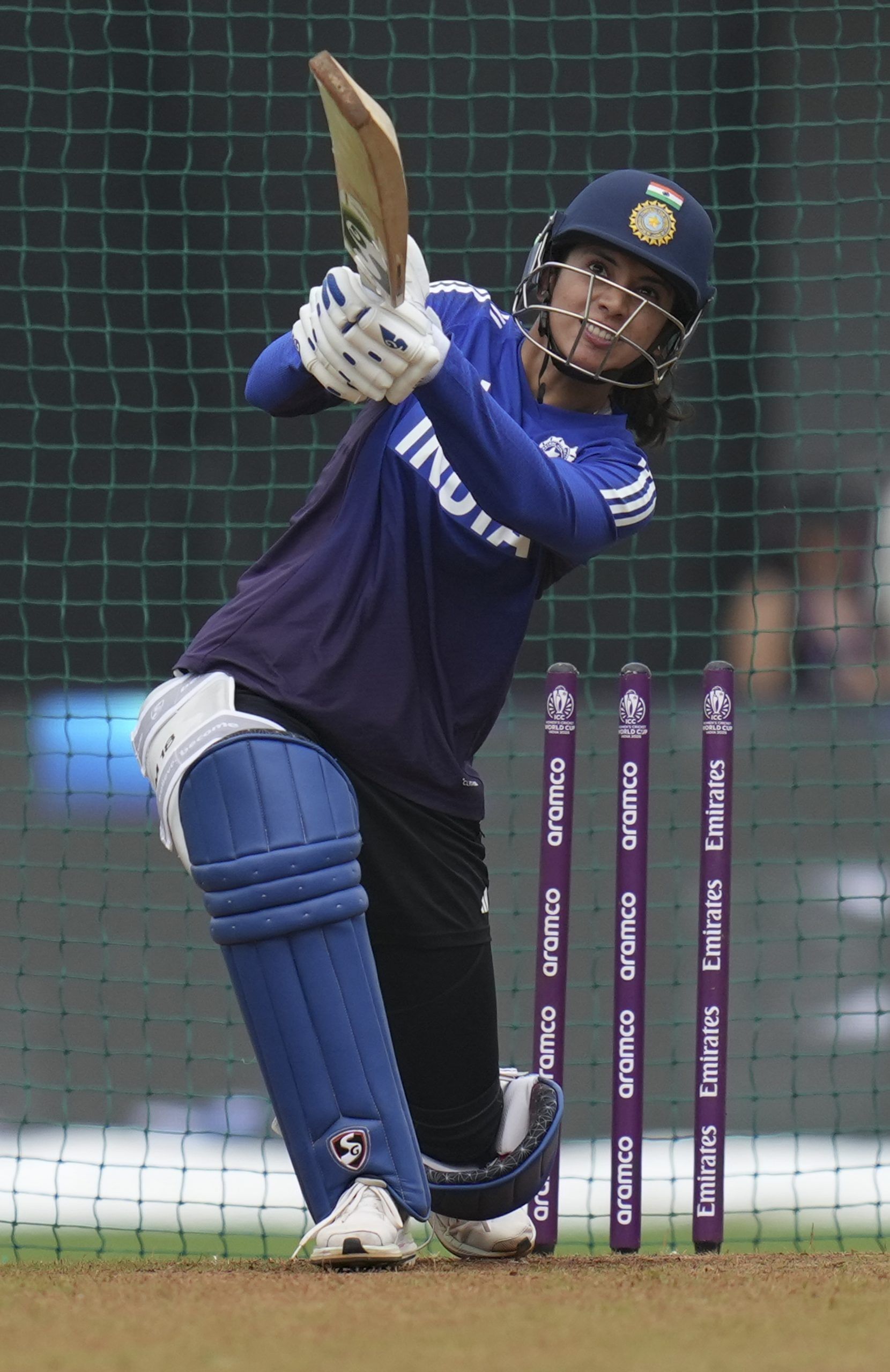 ടെലിവിഷൻ പ്രേക്ഷകർക്ക് സ്റ്റാർ സ്പോർട്സ് ചാനലുകളിലും ഒടിടി പ്രേക്ഷകർക്ക് ജിയോഹോട്ട്സ്റ്റാർ ആപ്പിലും വെബ്സൈറ്റിലും മത്സരം തത്സമയം കാണാൻ സാധിക്കും. ഉച്ചകഴിഞ്ഞ് രണ്ട് മണി മുതൽ സ്റ്റാർ സ്പോർട്സിലും ജിയോഹോട്ട്സ്റ്റാറിലും മത്സരത്തിൻ്റെ തത്സമയ കവറേജ് ആരംഭിക്കും.
