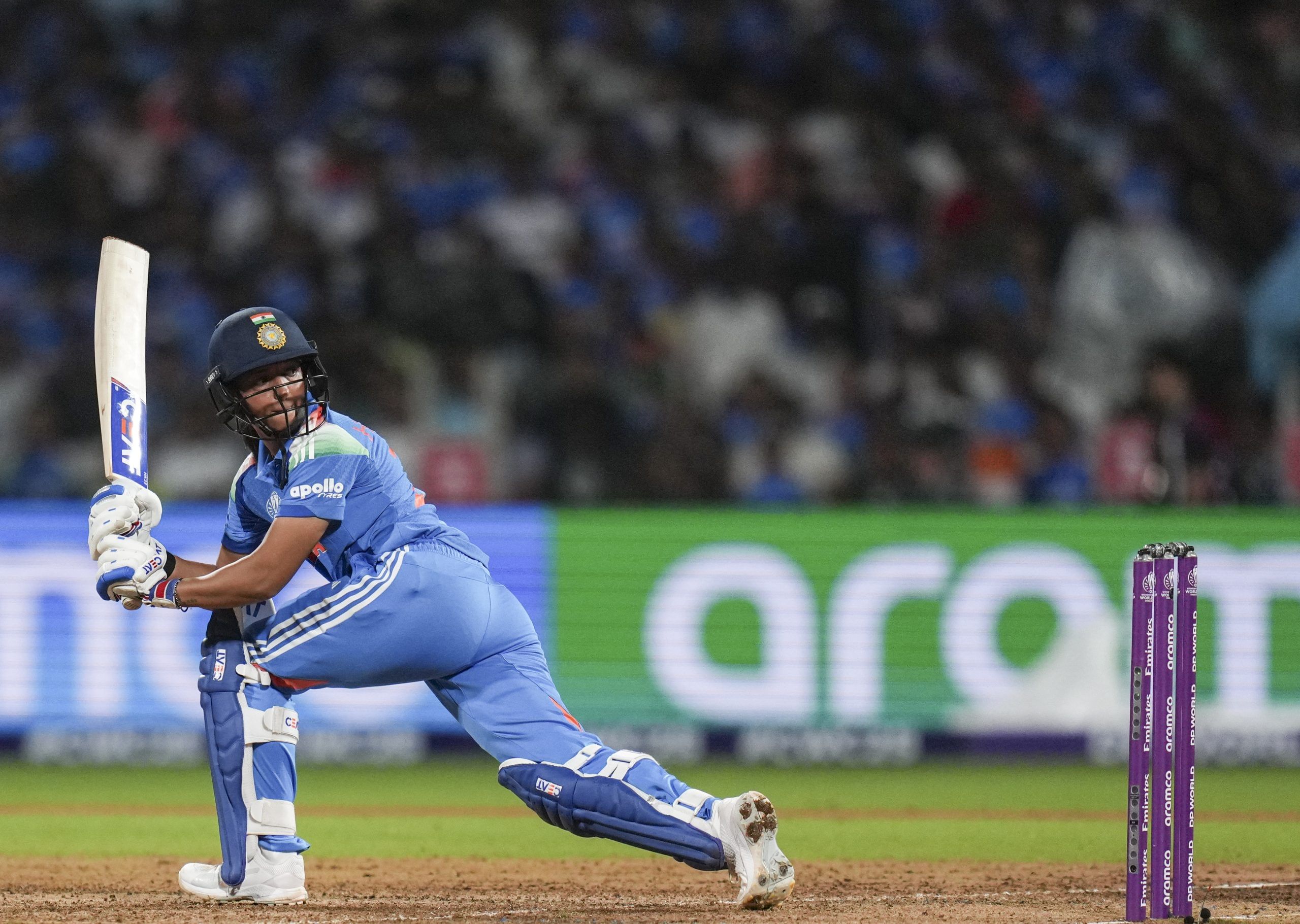 ഇതിൻ്റെ അടിസ്ഥാനത്തിലാണ് നിഗർ സുൽത്താന ഹർമനെതിരെ ആരോപണമുയർത്തിയത്. "ഞാനെന്തിന് ആരെയെങ്കിലും അടിക്കണം? ഞാൻ എന്തിന് ബാറ്റ് കൊണ്ട് സ്റ്റമ്പ് അടിച്ചുപൊട്ടിക്കണം? ഞാനാരാ ഹർമൻപ്രീത് കൗറോ?"- ഡെയിലി ക്രിക്കറ്റിന് നൽകിയ അഭിമുഖത്തിൽ താരം ചോദിച്ചു.
