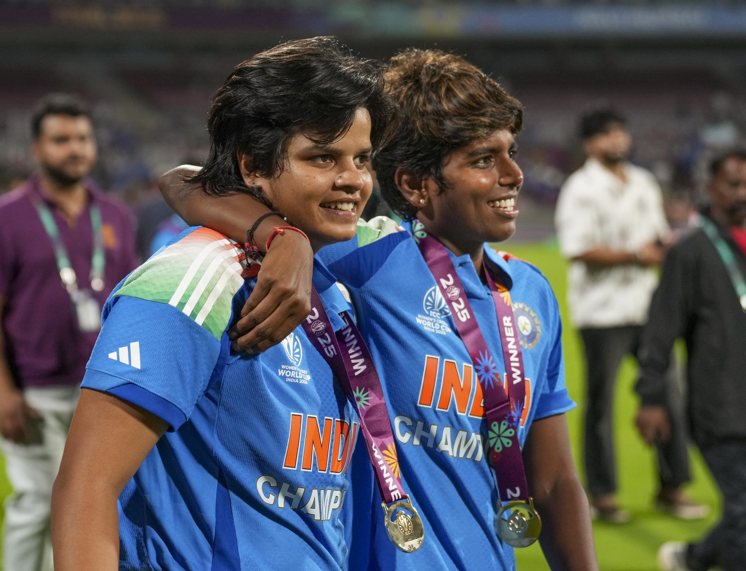 ആദ്യം ബാറ്റ് ചെയ്ത ഇന്ത്യ 299 റൺസിൻ്റെ വിജയലക്ഷ്യമാണ് മുന്നോട്ടുവച്ചത്. മറുപടി ബാറ്റിംഗിനിറങ്ങിയ ദക്ഷിണാഫ്രിക്ക 246 റൺസിന് ഓളൗട്ടായി. 87 റൺസും രണ്ട് വിക്കറ്റും നേടിയ ഷഫാലി വർമ്മയാണ് കളിയിലെ താരം. ദീപ്തി ശർമ്മ ലോകകപ്പിലെ താരമായി തിരഞ്ഞെടുക്കപ്പെട്ടു.