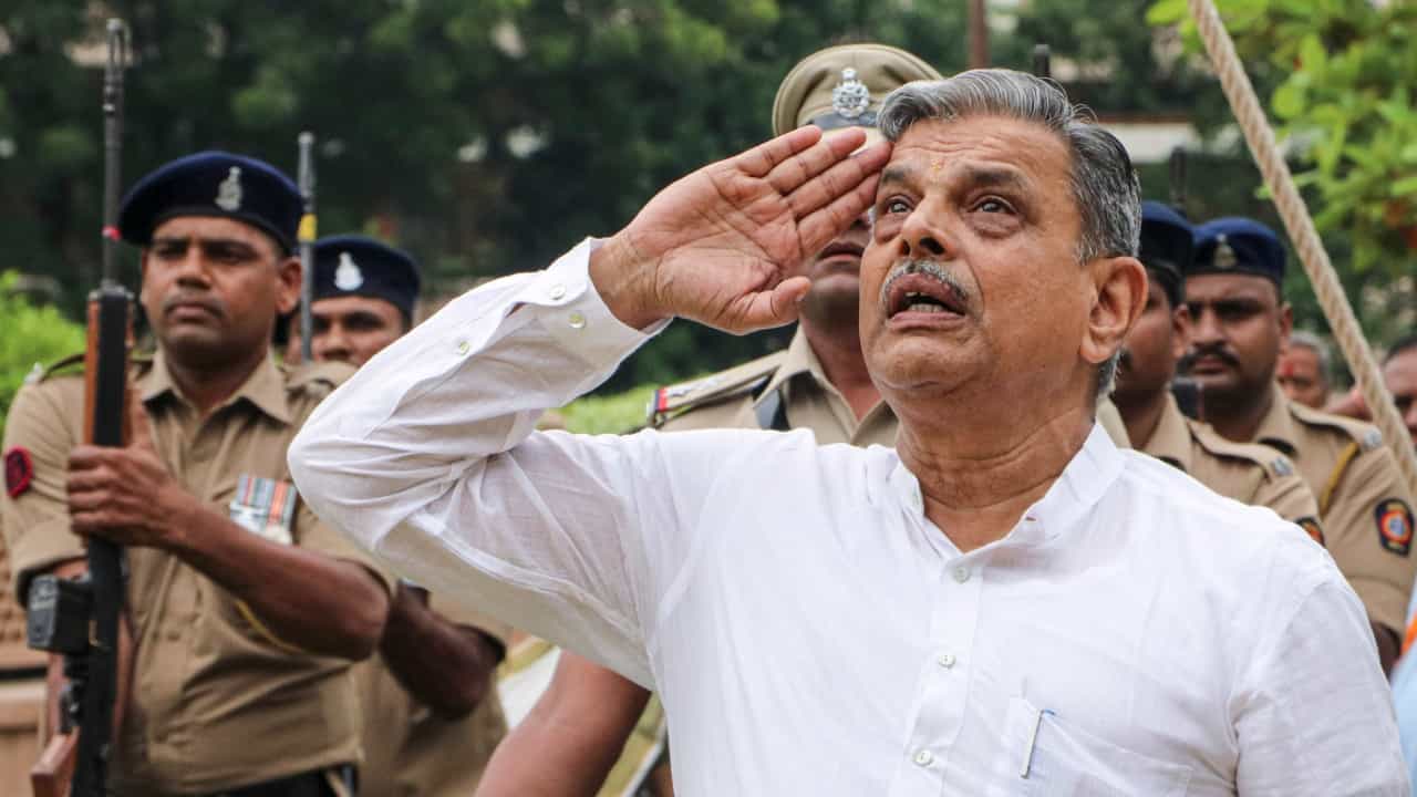 RSS: ഭൂതകാലത്തിൽ നിന്ന് പഠിക്കൂ; ഞങ്ങളെ ഞൊടിയിൽ നിരോധിക്കാനൊന്നും കഴിയില്ല; ഖർഗെയ്ക്ക് മറുപടിയുമായി ആർഎസ്എസ്