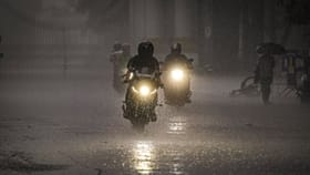 പമ്പയിലും നിലയ്ക്കലും ഇടിമിന്നലോട് കൂടിയ മഴ; ഏതെല്ലാം...