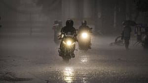 Ditwah Cyclone: ഇന്നും മഴയുണ്ട്; ഡിറ്റ് വാ ചുഴലിക്കാറ്റ് കേരളത്തെ ബാധിക്കുമോ?