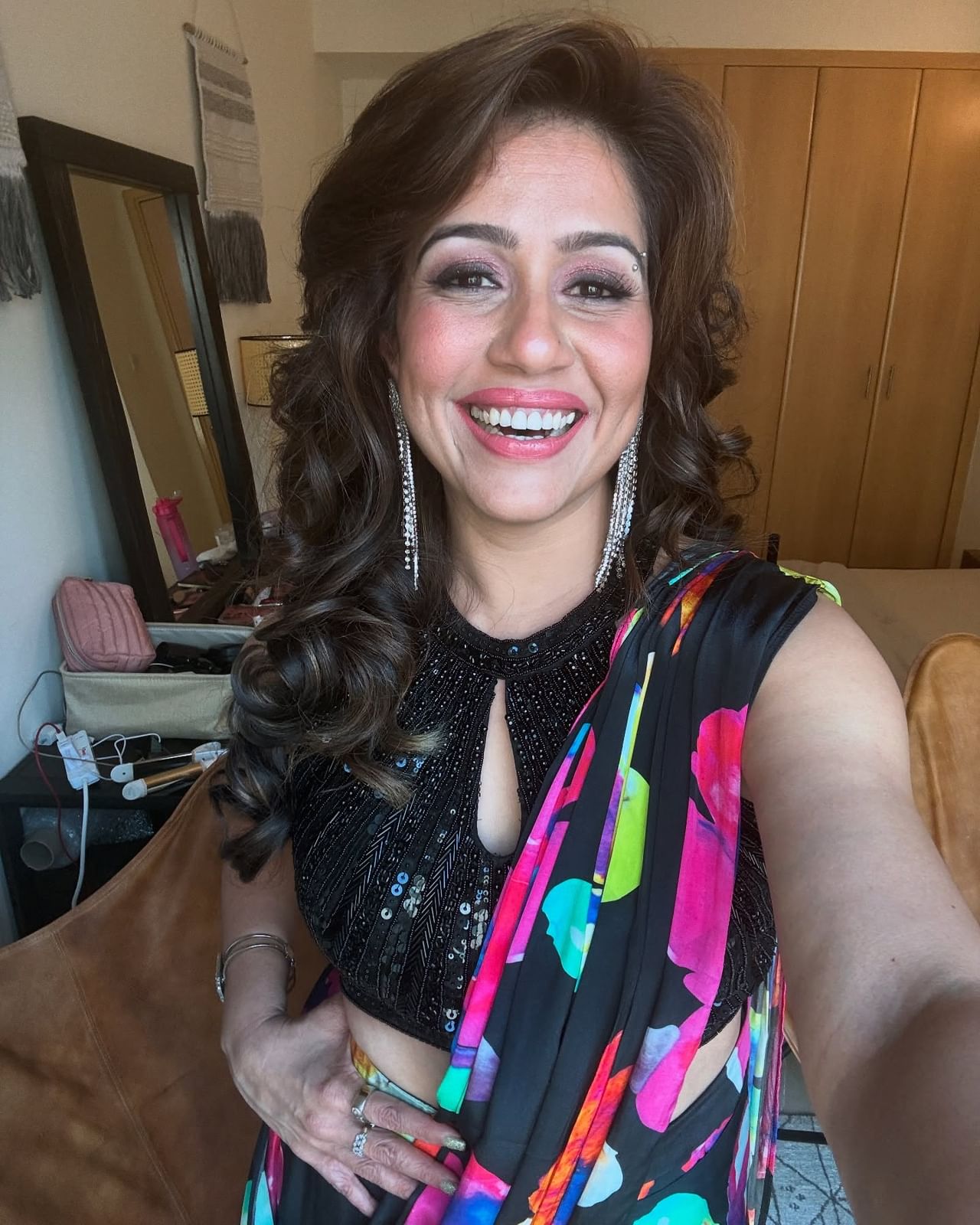 ജനപ്രിയ ടിവി അവതാരകയായ രഞ്ജിനി ഹരിദാസാണ് രണ്ടാം സ്ഥാനത്തുള്ളത്. സീസൺ ഒന്നിൽ മത്സരാർത്ഥിയായി എത്തിയ രഞ്ജിനിക്ക് ഒരു ദിവസത്തേക്ക് 80,000 രൂപയായിരുന്നു പ്രതിഫലമായി നൽകിയിരുന്നത് എന്നാണ് റിപ്പോർട്ട്.