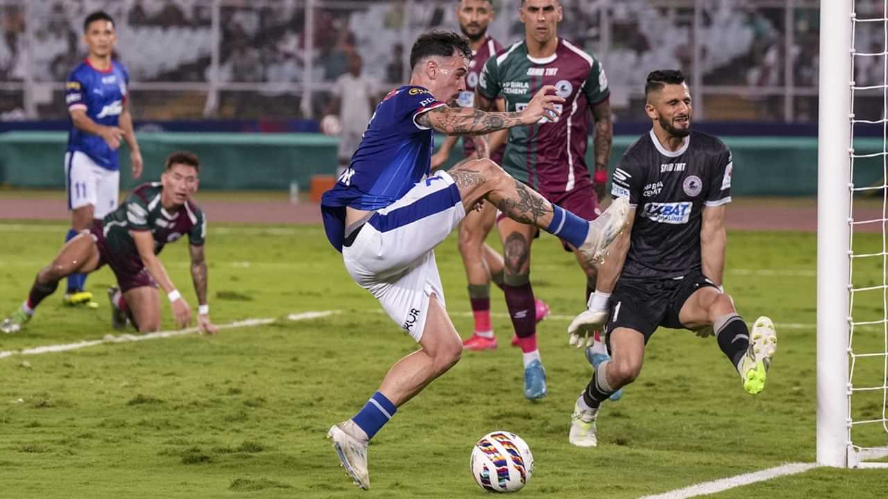 Indian Football: വില്യംസിനെ മാത്രമല്ല, അവരെയും എത്തിക്കണം; ഖാലിദ് ജമീലിന്റെ രാജതന്ത്രത്തിന് കയ്യടിച്ച് ആരാധകര്‍; ഇന്ത്യന്‍ ഫുട്‌ബോളിന് പുതിയ ദിശാമാറ്റം