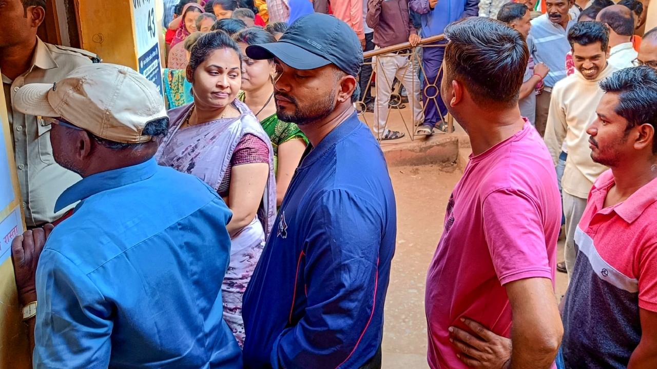 SIR: കേരളത്തിൽ തീവ്ര വോട്ടർ പട്ടിക പരിഷ്കരണത്തിന് ഇന്ന് തുടക്കം; ബിഎൽഒമാർ വീടുകളിലെത്തി ഫോം വിതരണം ചെയ്യും