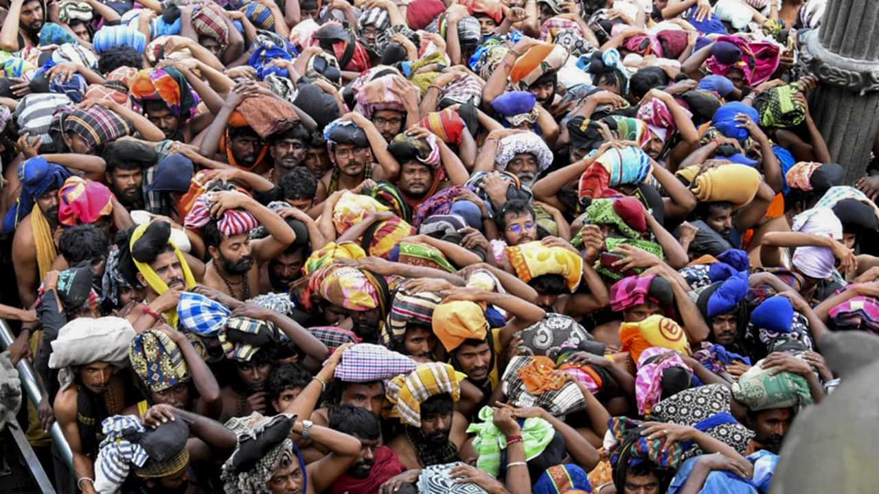 Sabarimala Mandala Kalam 2025: ഒരു മിനിറ്റില്‍ ഇനി 85 ഭക്തര്‍ പതിനെട്ടാം പടി കയറും; സ്‌പോട്ട് ബുക്കിങിലും മാറ്റം