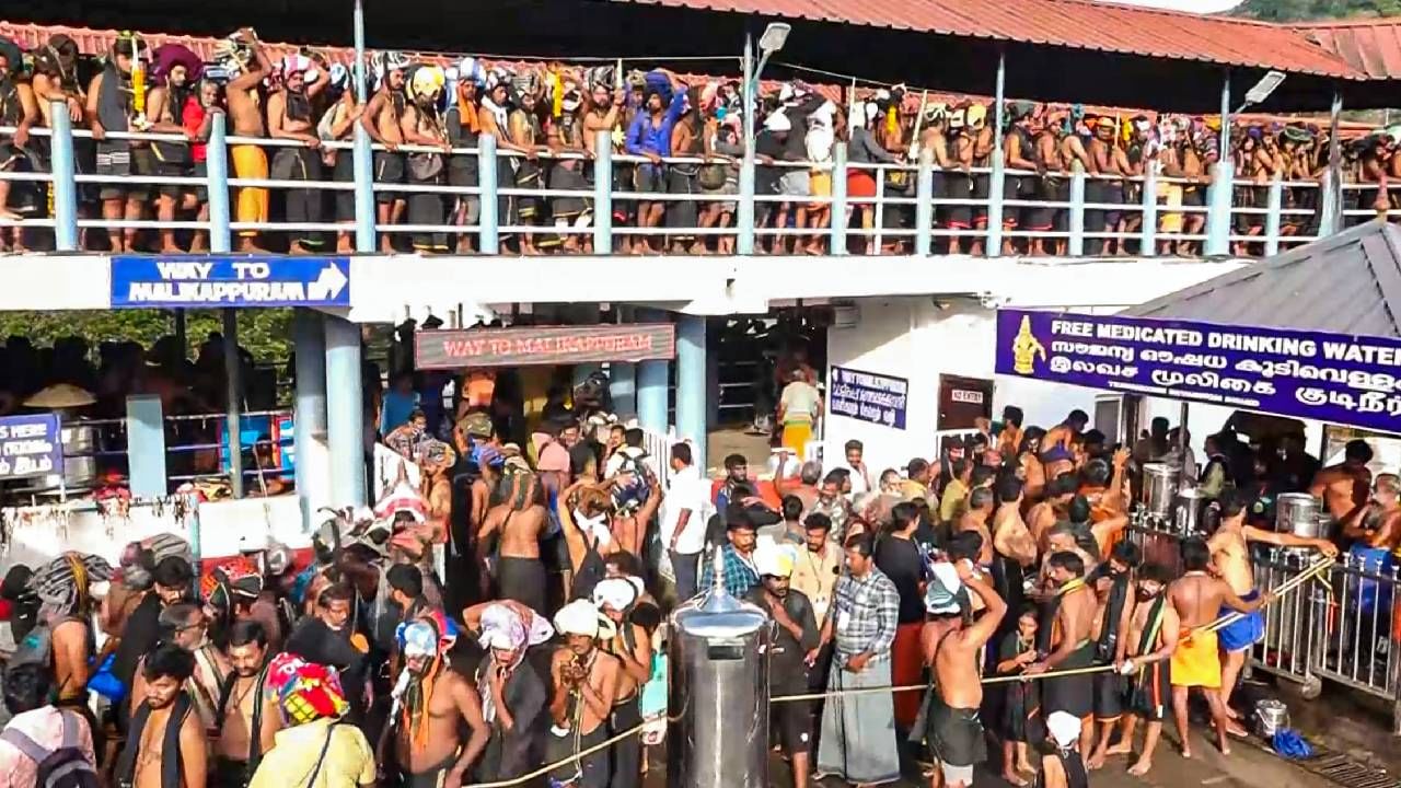 Sabarimala Mandala kalam 2025: ശബരിമലയില്‍ വന്‍ തിരക്ക്; അയ്യനെ കാണാൻ ഭക്തരുടെ നീണ്ട നിര