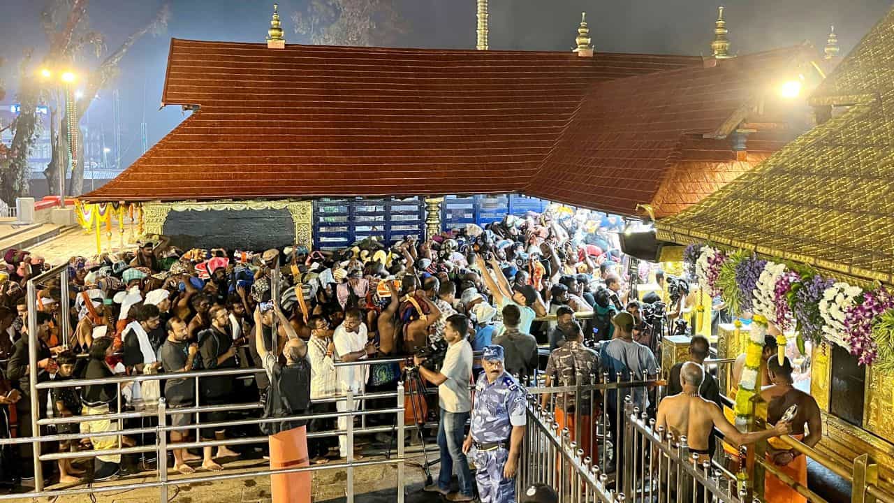 Sabarimala new restrictions: തിരക്ക് കൂടുന്നു... ശബരിമലയിൽ ഇന്ന് മുതൽ കൂടുതൽ നിയന്ത്രണങ്ങൾ