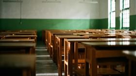 ബുധനാഴ്ച പ്രാദേശിക അവധി പ്രഖ്യാപിച്ചു