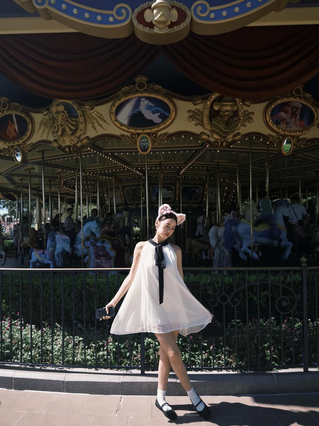 എക്കോയുടെ വിജയത്തിന്റെ ഭാ​ഗമായി സം​ഘടിപ്പിച്ച വാർത്താ സമ്മേളനത്തിൽ സംസാരിക്കുകയായിരുന്നു ഷീ ഫെയ്.സിനിമയുടെ സംവിധായകനും നിർമാതാവിനും  അതുപോലെ ഈ സിനിമയുടെ ഭാ​ഗമായ എല്ലാവരോടും നന്ദിയെന്നാണ് താരം പറയുന്നത്.