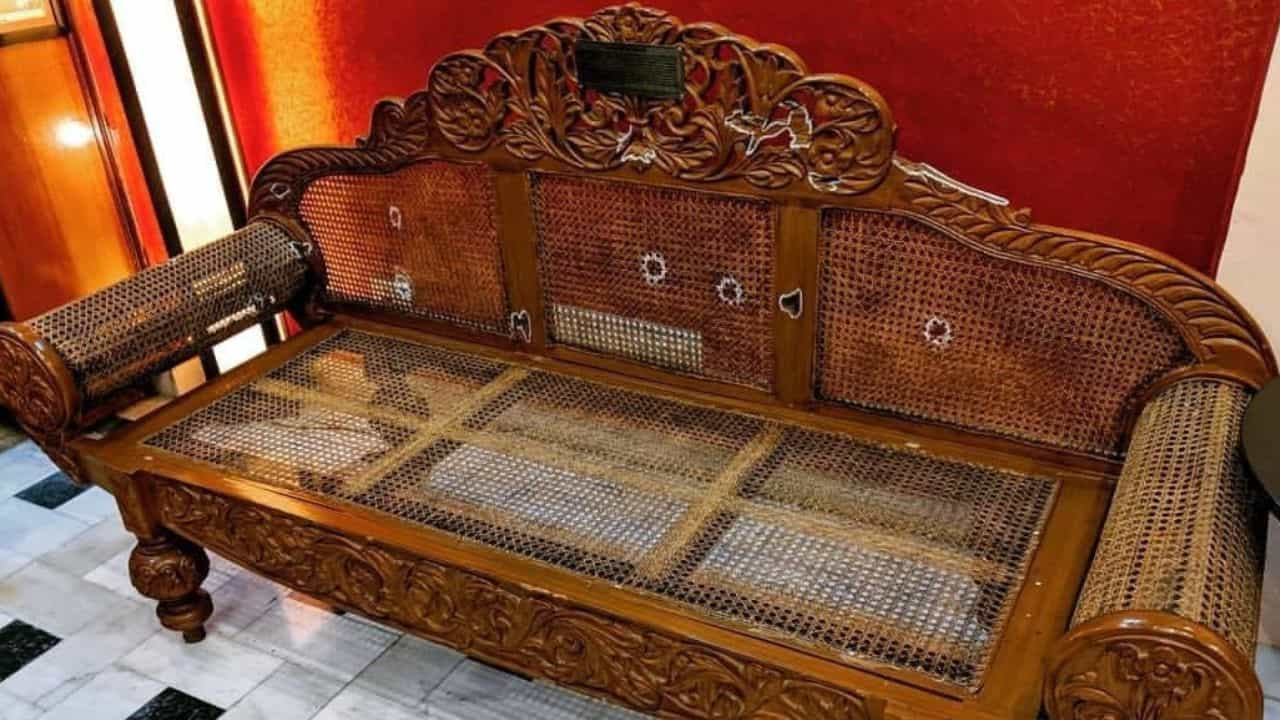 Mumbai terror attack: മുംബൈ ഭീകരാക്രമണത്തിൽ മേജർ സന്ദീപ് ഉണ്ണികൃഷ്ണന്റെ ധീരതയുടെ മൂകസാക്ഷി: ഒരു സോഫാസെറ്റിനുമുണ്ട് കഥപറയാൻ