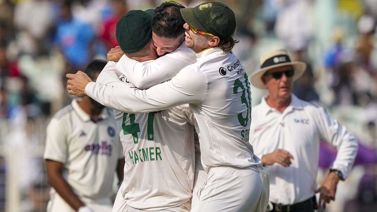 ദക്ഷിണാഫ്രിക്ക ഒരു മാറ്റം വരുത്തി. കോര്‍ബിന്‍ ബോഷിന് പകരം സെനുരാന്‍ മുത്തുസ്വാമി കളിക്കും. മറ്റ് മാറ്റങ്ങളില്ല  (Image Credits: PTI)