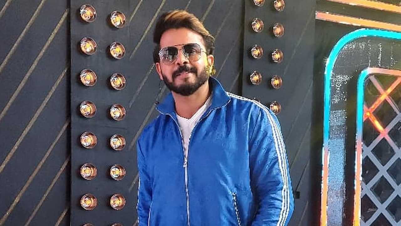 Sreesanth: ഏറ്റുമാനൂര് മഹാദേവക്ഷേത്രത്തില് എന്നെ അടിമയായി വച്ചോളാമെന്ന് അച്ഛന് പ്രാര്ത്ഥിച്ചിരുന്നു, അതുപോലെ ചെയ്തു Sreesanth: ഏറ്റുമാനൂര് മഹാദേവക്ഷേത്രത്തില് എന്നെ അടിമയായി വച്ചോളാമെന്ന് അച്ഛന് പ്രാര്ത്ഥിച്ചിരുന്നു, അതുപോലെ ചെയ്തു