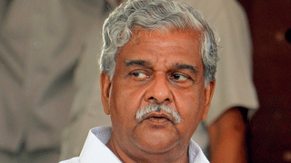 Bengaluru Roads: വലിയ സിറ്റിയാണ് പക്ഷെ റോഡുകള്‍ ശരിയല്ല; ആശുപത്രി കിടക്കയില്‍ നിന്ന് വീഡിയോ പങ്കിട്ട് യുവാവ്