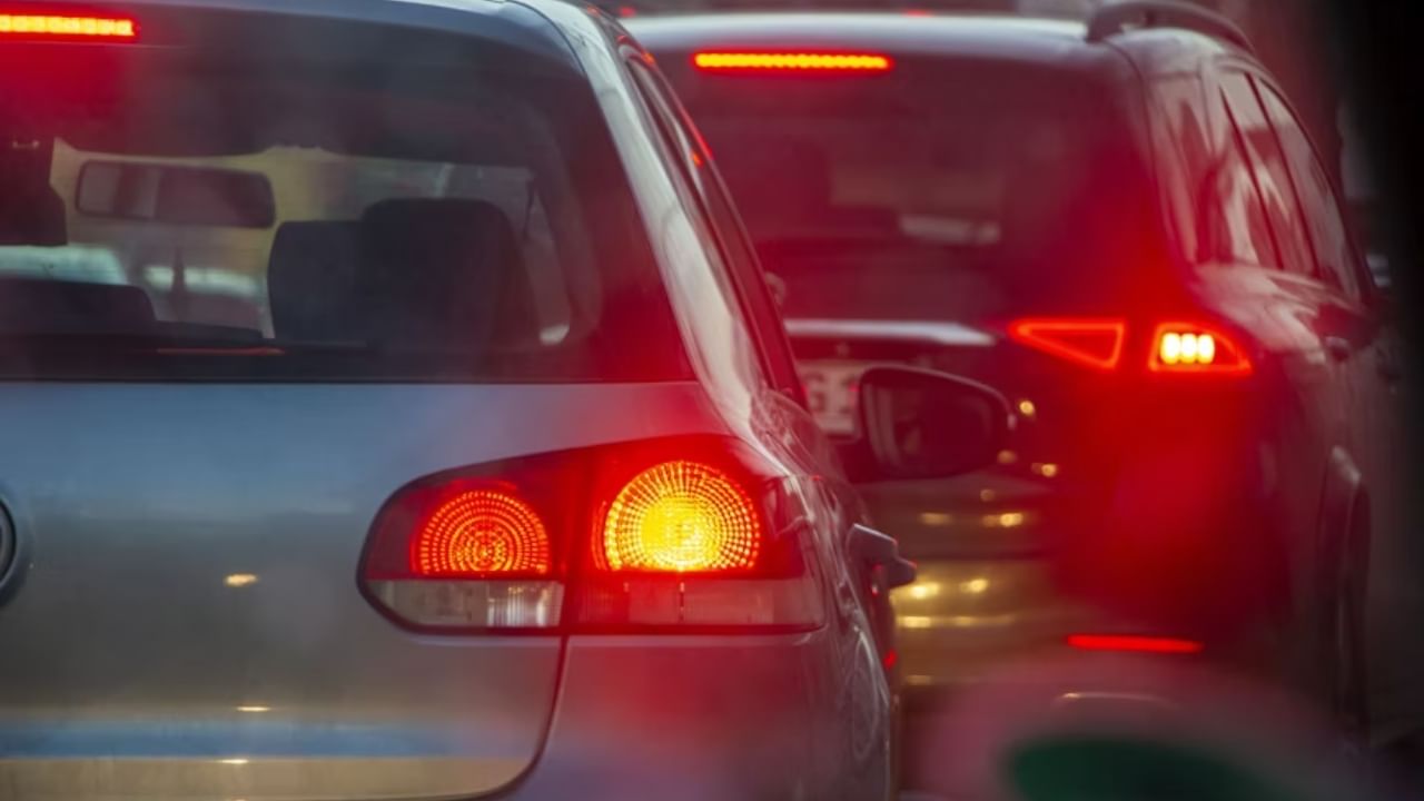 Traffic Diversions: ആലപ്പുഴ – കൊച്ചി ദേശീയപാതയിൽ ഗതാഗത നിയന്ത്രണം; ചേർത്തല – അരൂക്കുറ്റി ഭാഗങ്ങളിൽ നിന്ന് വഴിതിരിച്ചുവിടുന്നു