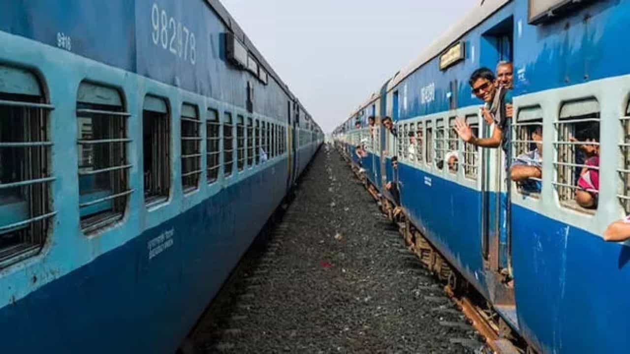 Train Timinig Change: യാത്രക്കാരുടെ അറിവിലേക്ക്... അറ്റകുറ്റപ്പണി: ട്രെയിനുകളുടെ സമയക്രമങ്ങളിൽ മാറ്റം