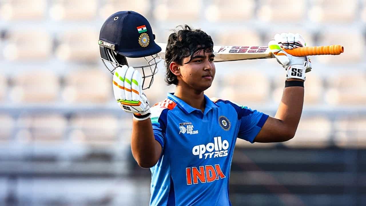 Vaibhav Suryavanshi: 32 പന്തില്‍ സെഞ്ചുറി അടിച്ചുകൂട്ടി വൈഭവ് സൂര്യവംശി; റൈസിങ് സ്റ്റാര്‍ ഏഷ്യാ കപ്പില്‍ ഇന്ത്യയ്ക്ക് കൂറ്റന്‍ സ്‌കോര്‍
