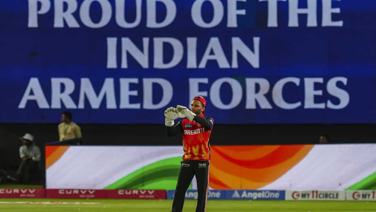 IPL 2026 : ഒറ്റ മത്സരം പോലും കളിച്ചില്ല, എന്നിട്ടും വിഷ്ണു വിനോദിനെ വിടാതെ പഞ്ചാബ് കിങ്‌സ്; വിഘ്‌നേഷും സച്ചിനും ലേലത്തിലേക്ക്‌