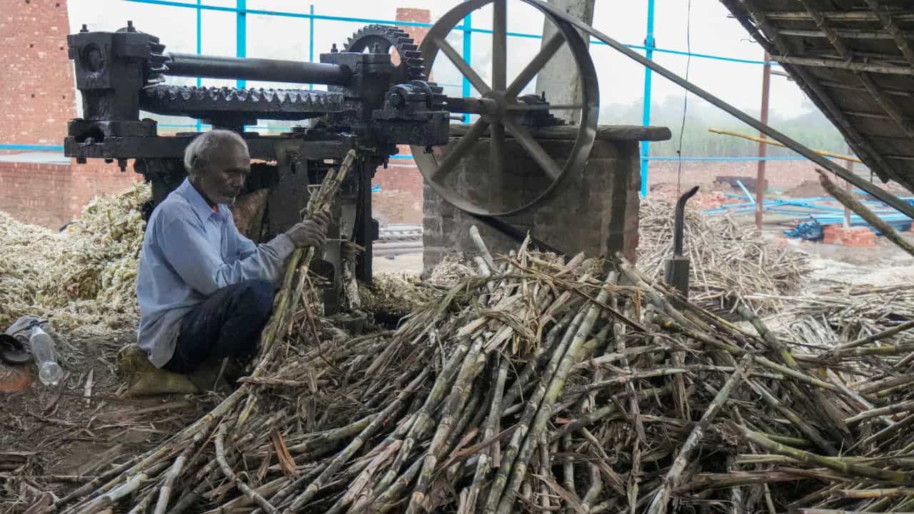 Labour Codes: ആഴ്ചയില്‍ 48 മണിക്കൂര്‍ മാത്രം ജോലി; പുതിയ ലേബര്‍ കോഡിലെ തൊഴില്‍ സമയം അറിയാമോ?