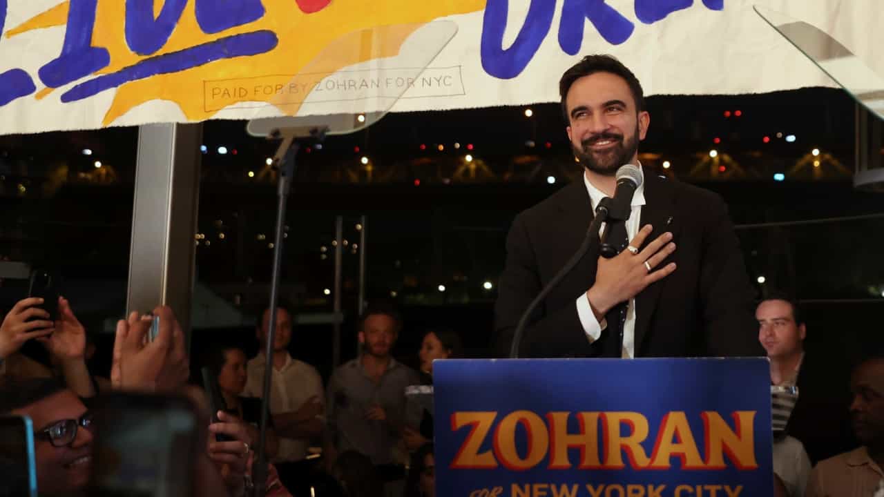 Zohran Mamdani: ന്യൂയോർക്ക് പിടിച്ച് സോഹ്റൻ മംദാനി; ആദ്യത്തെ ഇന്ത്യൻ - അമേരിക്കൻ മുസ്ലിം മേയർ