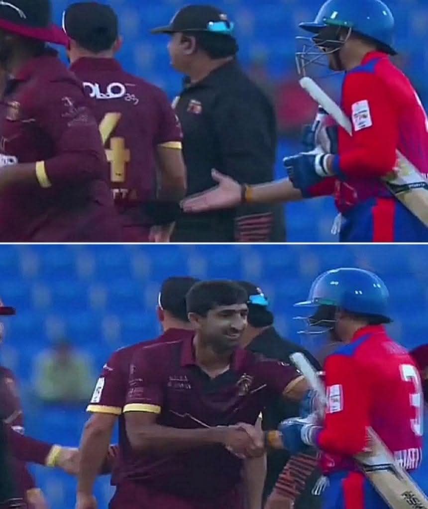 അബുദാബി ടി10 ലീഗിൽ പാകിസ്താൻ താരത്തിന് ഹസ്തദാനം നൽകി ഹർഭജൻ സിംഗ്. പാകിസ്താൻ ഫാസ്റ്റ് ബൗളർ ഷാനവാസ് ദഹാനിയ്ക്ക് ഹസ്തദാനം നൽകുന്ന ഹർഭജൻ സിംഗിൻ്റെ ചിത്രങ്ങൾ സമൂഹമാധ്യമങ്ങളിൽ പ്രചരിക്കുകയാണ്. താരത്തിനെതിരെ വിമർശനങ്ങളും ഉയരുന്നുണ്ട്. (Image Courtesy - Social Media)