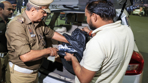 Delhi Blast: ജനങ്ങൾ ജാഗ്രത പാലിക്കണം, കേരളത്തിലും സുരക്ഷ ശക്തമാക്കാന്‍ നിര്‍ദേശം