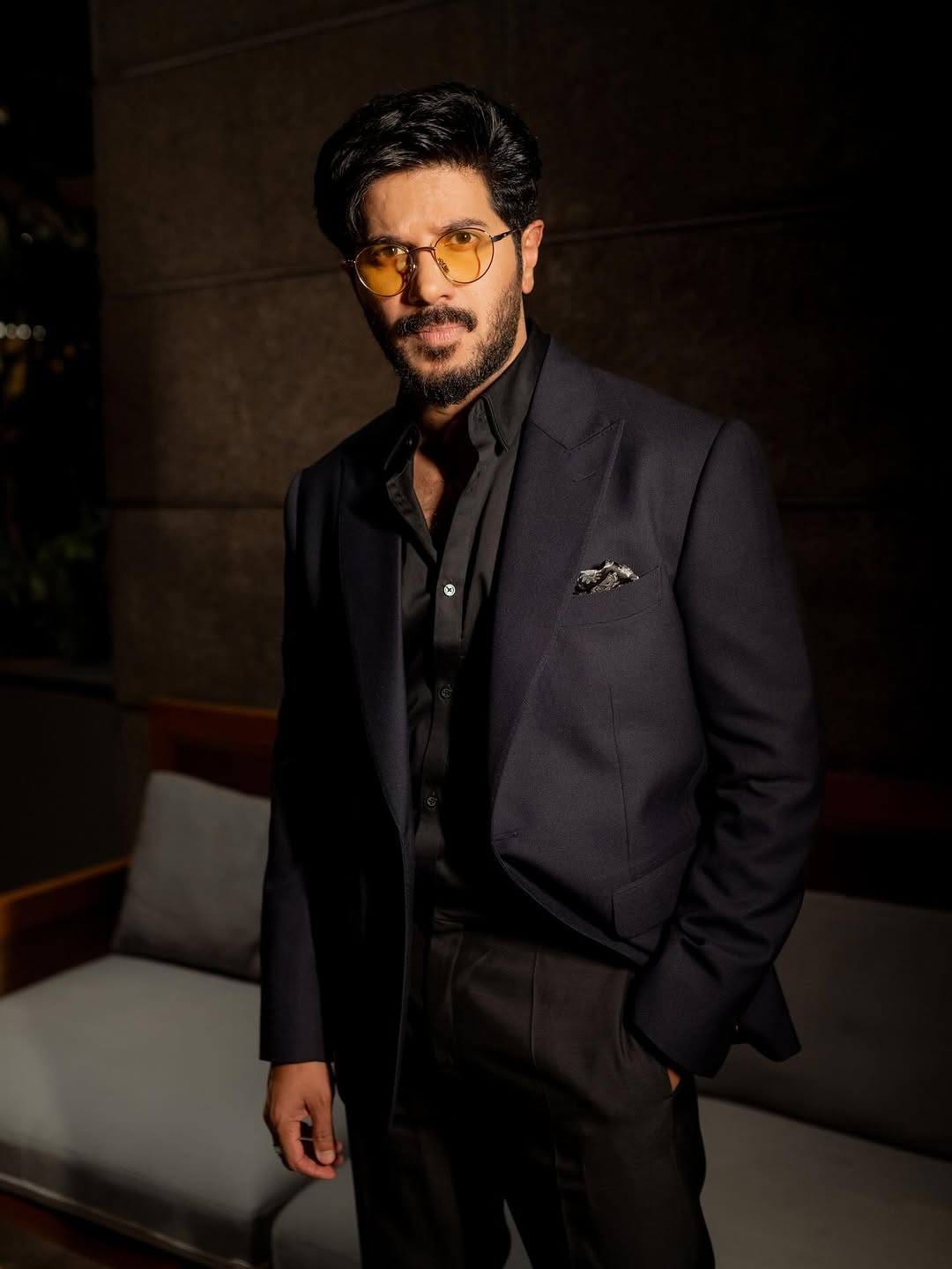 തമിഴിലും തെലുങ്കിലുമൊക്കെ തിളങ്ങി നില്‍ക്കുന്ന ദുൽഖർ ഒരു വലിയ ഇടവേളയ്ക്കു ശേഷം മലയാളത്തില്‍ അഭിനയിക്കുന്ന സിനിമയാണ് ‘ഐ ആം ഗെയിം’. അതുകൊണ്ട് തന്നെ ഏറെ പ്രതീക്ഷയിലാണ് ആരാധകർ.
