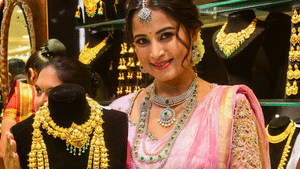 Gold Rate: സ്വർണം പണി പറ്റിച്ചു! ഞെട്ടിക്കുന്ന കുതിപ്പ്, ഇന്ന് കൊടുക്കേണ്ടത് ഇത്രയും രൂപ