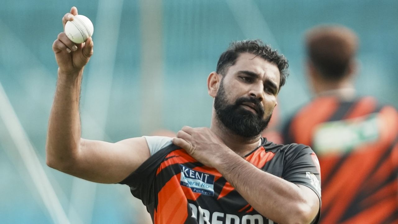 ഫിറ്റ്‌നസ് പ്രശ്‌നങ്ങള്‍ കാരണം താരം നിലവില്‍ ഇന്ത്യന്‍ ടീമില്‍ നിന്നു പുറത്താണ്. രഞ്ജി ട്രോഫിയില്‍ മികച്ച പ്രകടനം പുറത്തെടുത്തിരുന്നു. അടുത്ത ഐപിഎല്‍ സീസണ്‍ താരത്തിന് നിര്‍ണായകമാണ് (Image Credits: PTI)