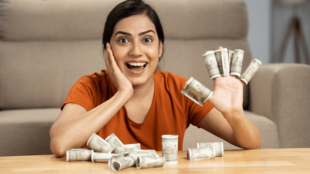 PPF: വീട്ടിൽ വെറുതെ ഇരുന്നാലും മാസം 24,000 രൂപ കിട്ടും! ഈ സൂപ്പർ സ്കീമിനെ കുറിച്ച് അറിയില്ലേ?