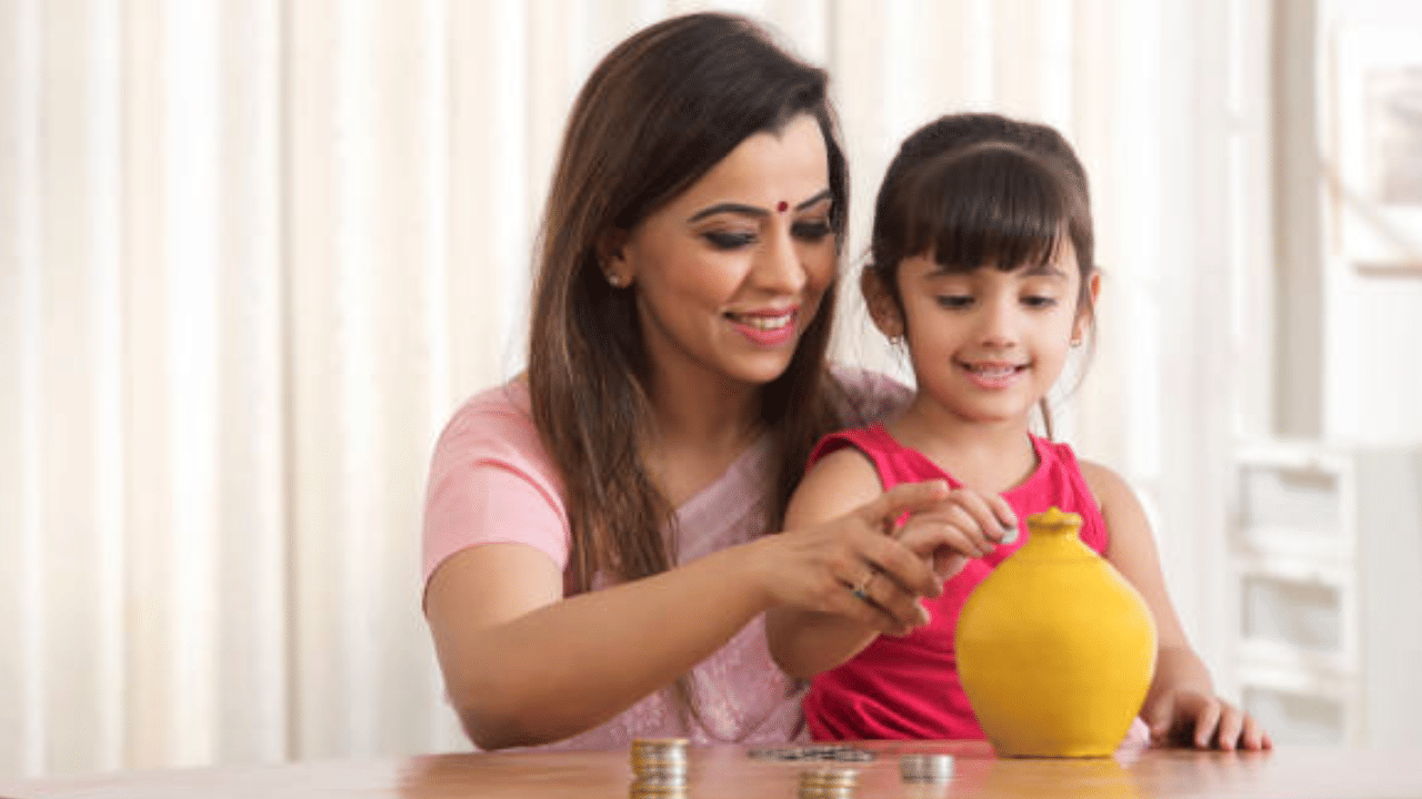 Sukanya Samriddhi Yojana: 411 രൂപയിൽ നിന്ന് 72 ലക്ഷം നേടാം; സുകന്യ സമൃദ്ധി യോജനയെ പറ്റി അറിഞ്ഞാലോ...