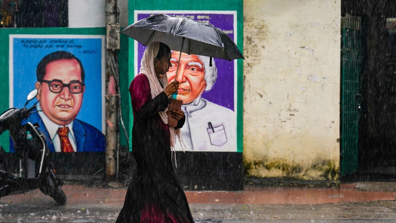 Kerala Rain Alert: ചുഴലിക്കാറ്റും ന്യൂനമർദ്ദവും! സംസ്ഥാനത്ത് മഴ ശക്തമാകും; ശബരിമലയിലും മുന്നറിയിപ്പ്