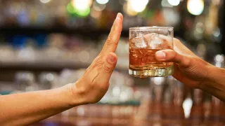 Guava Benefits: അതിരാവിലെ പേരയ്ക്ക കഴിച്ചോളൂ…: ​നിങ്ങൾക്കറിയാത്ത ചില ഗുണങ്ങൾ ഇതാണ്